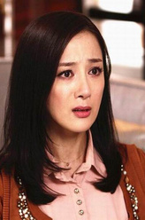 张映雪（李依晓饰演）
