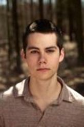 斯蒂尔斯（迪伦·奥布莱恩饰演）