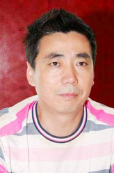 王一涤（范明饰演）