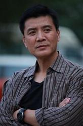 石万山（刘之冰饰演）