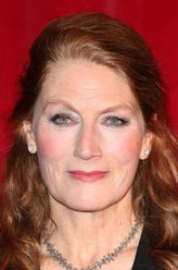 杰拉丁妮·詹姆斯（杰拉丁妮·詹姆斯饰演）