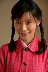 牛麦花（瑛子饰演）