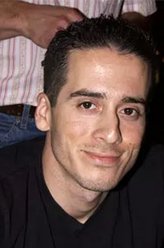 José Ramse（柯克·埃斯沃多饰演）