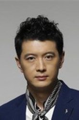 肖易轩（王同辉饰演）