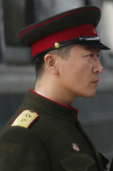 李一峰（于毅饰演）