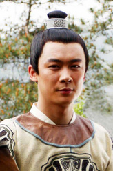 狄光远（曹征饰演）