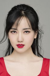杨丽华（胡影怡饰演）