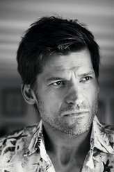 詹姆·兰尼斯特（尼古拉·科斯特·瓦尔道饰演）