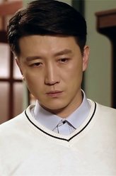 司梦南（任东霖饰演）