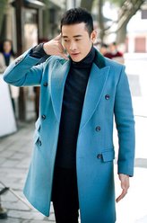 雷奕明（罗晋饰演）