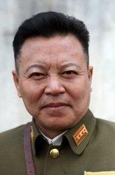 郑明仁（赵小锐饰演）