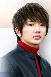 井吹朝阳（西岛隆弘饰演）