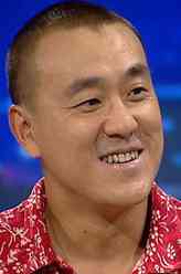 齐忆苦（何冰饰演）