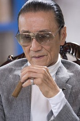 向无名（谢贤饰演）