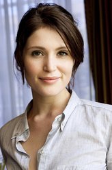 Gerri（杰玛·阿特登饰演）