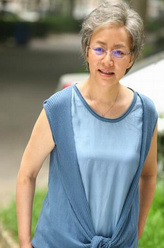 紫霞（宋丹丹饰演）