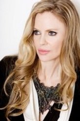 克里斯汀·鲍尔（克里斯汀·鲍尔饰演）