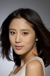 贺子珍（王碧琪饰演）