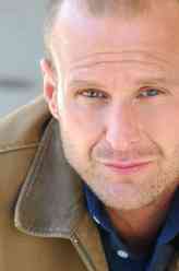 Agent Gene Crane（克里克·B·R·沃勒尔饰演）