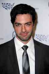 Dan Egan（瑞德·斯科特饰演）