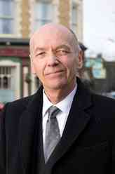 Bill（Roger Sloman饰演）