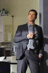 艾尔·伯恩斯(Al Burns)（迪伦·沃尔什饰演）