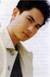 陈小贵（周初明饰演）