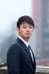 王进（芦芳生饰演）
