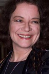 克莱尔·希金斯（克莱尔·希金斯饰演）