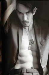 Wayu（阿提查·春那侬饰演）