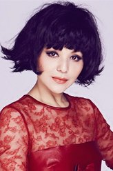 青夫人（王琳饰演）