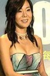 金允珍（金允珍饰演）