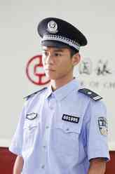 霍雷（乔振宇饰演）