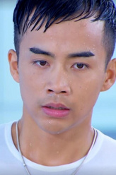 丁野（李茂饰演）
