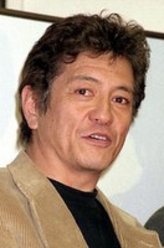 峰岸彻（峰岸彻饰演）