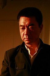 陆涯（董勇饰演）