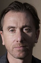 John Christie（蒂姆·罗斯饰演）