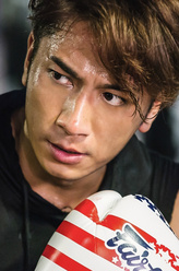 高家俊（吴卓羲饰演）