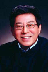 范铁（李扬饰演）