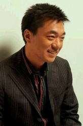 梁恒斌（董勇饰演）