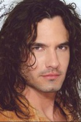 Mario Cimarro（Mario Cimarro饰演）