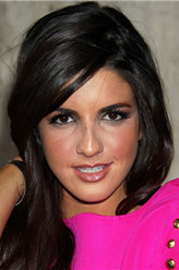 Ana García（伊莱克特拉·阿维兰饰演）