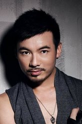 蒋冰（蒋冰饰演）