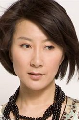 何云（夏力薪饰演）