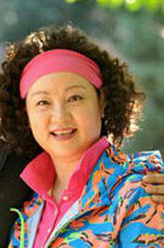 王海燕（陈卫饰演）