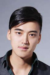 春生（王帅饰演）