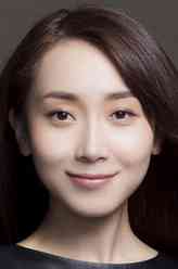 梁红（许歌饰演）