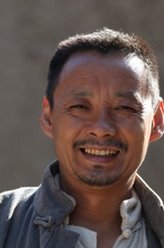 陈经理（于又川饰演）