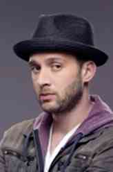 托比·柯蒂斯（艾迪·凯伊·托马斯饰演）