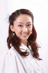 林雪梅（张宇菲饰演）